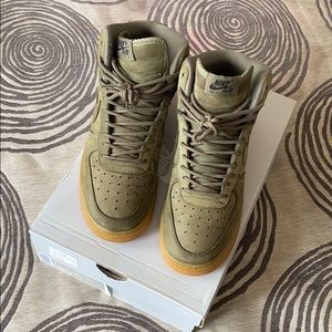 Nike Air Force 1 High Olive Green